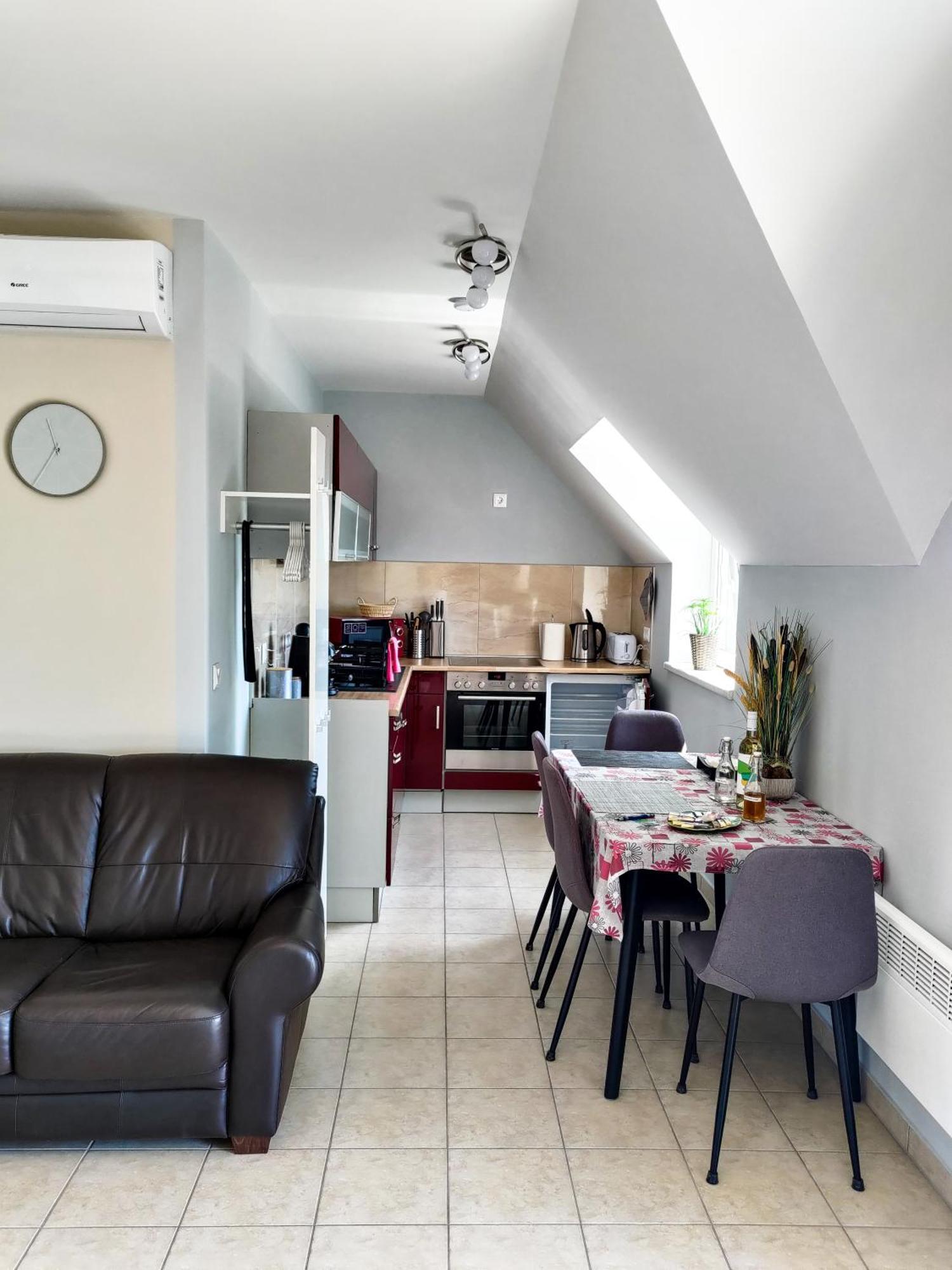 Fuegefa Apartman Balatonalmádi Zewnętrze zdjęcie