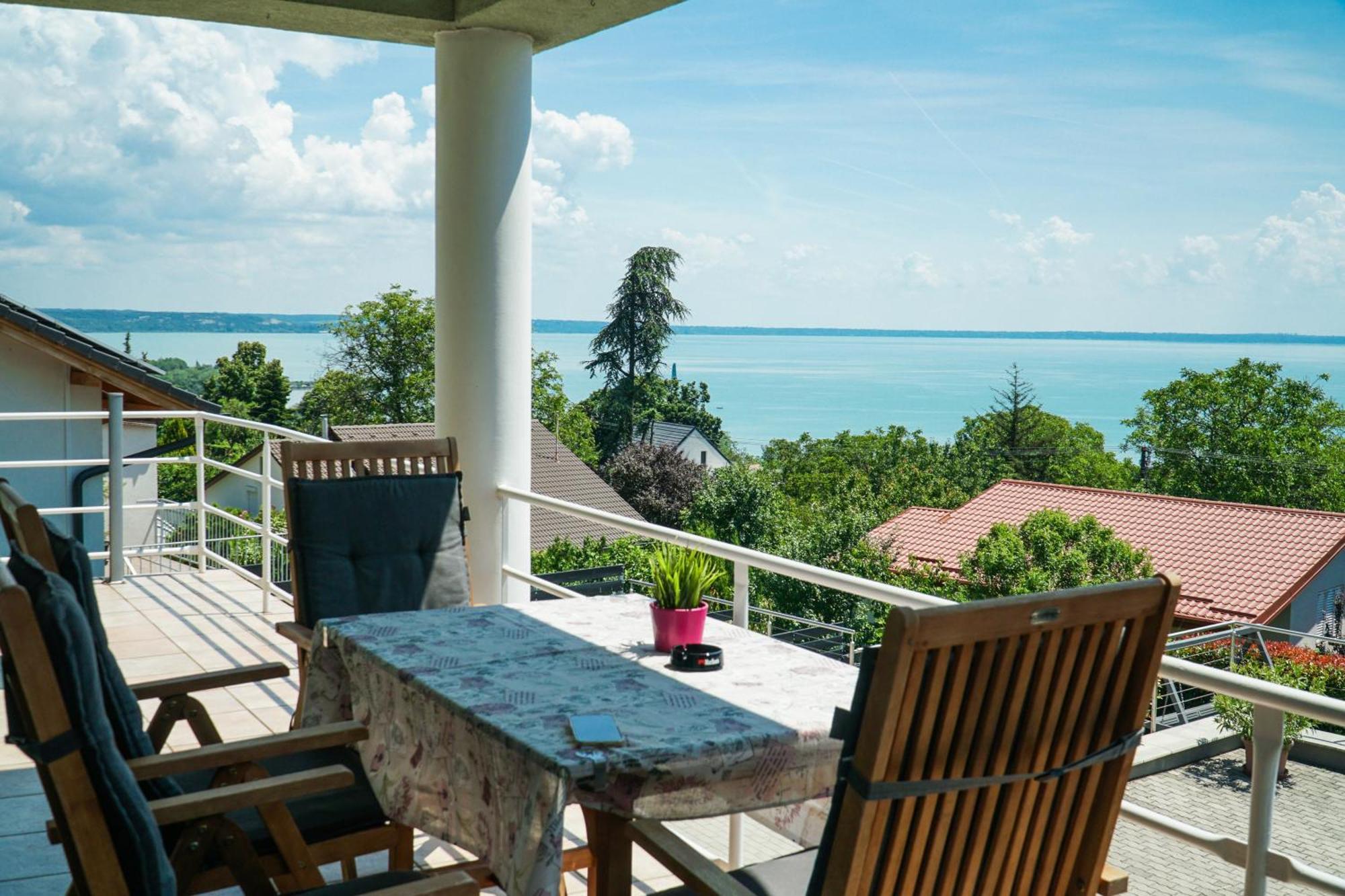 Fuegefa Apartman Balatonalmádi Zewnętrze zdjęcie